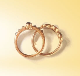 Anillo Oro Amarillo Y Diamantes